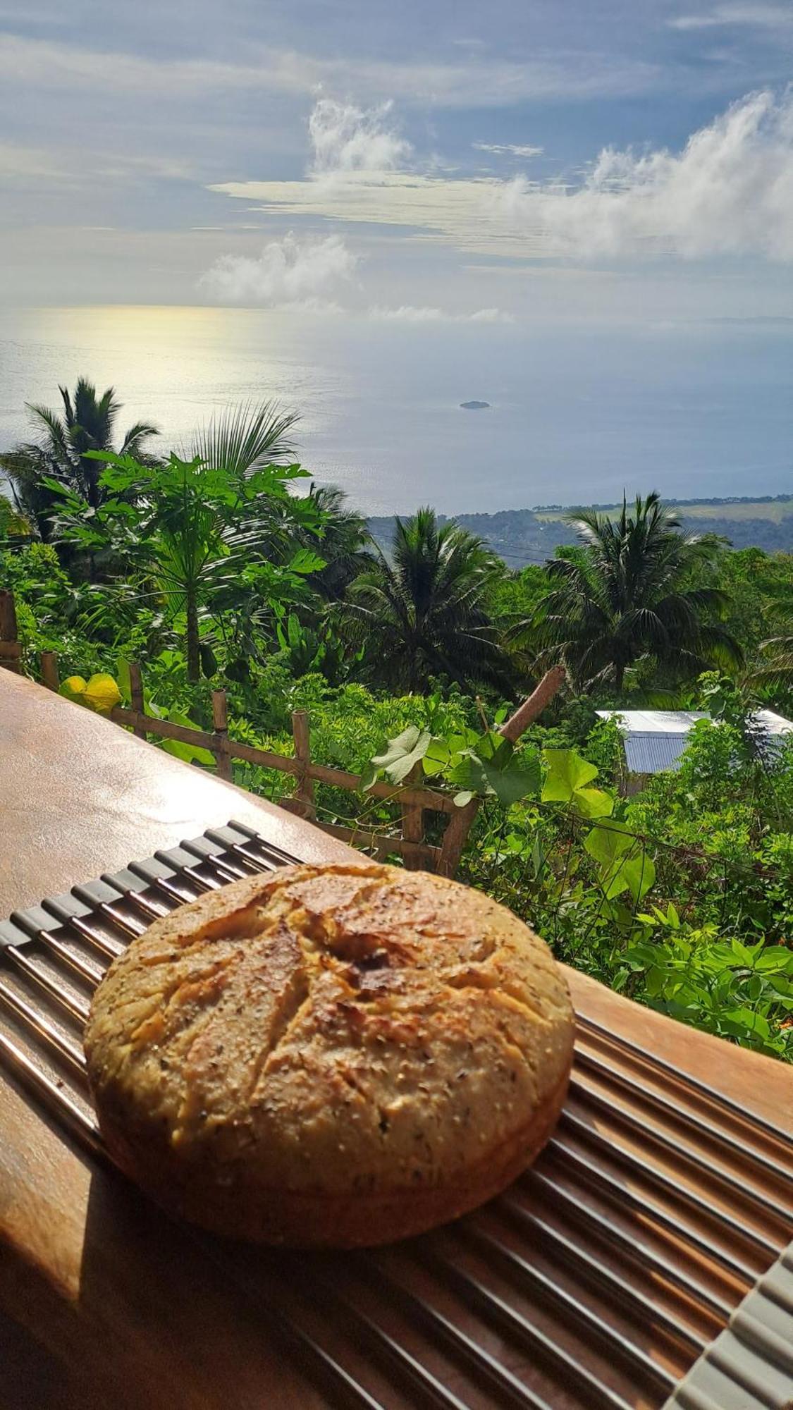 Country house Eco Farm Romantic Stone House 700 Meters Above Sea Level At Camiguin Island Mambajao
