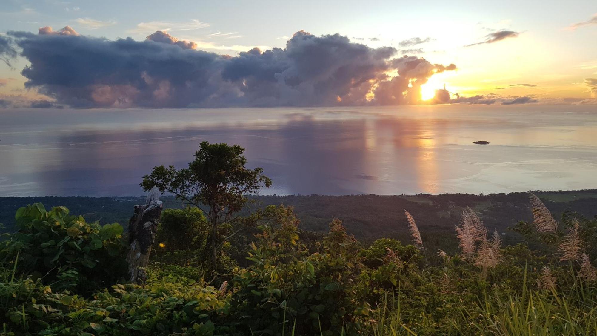 Eco Farm Romantic Stone House 700 Meters Above Sea Level At Camiguin Island Country house